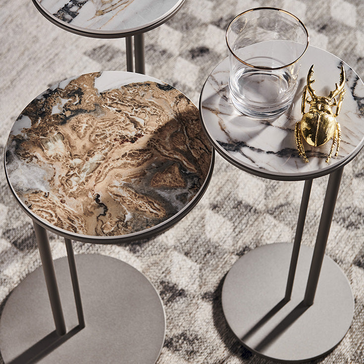 Sting coffee table