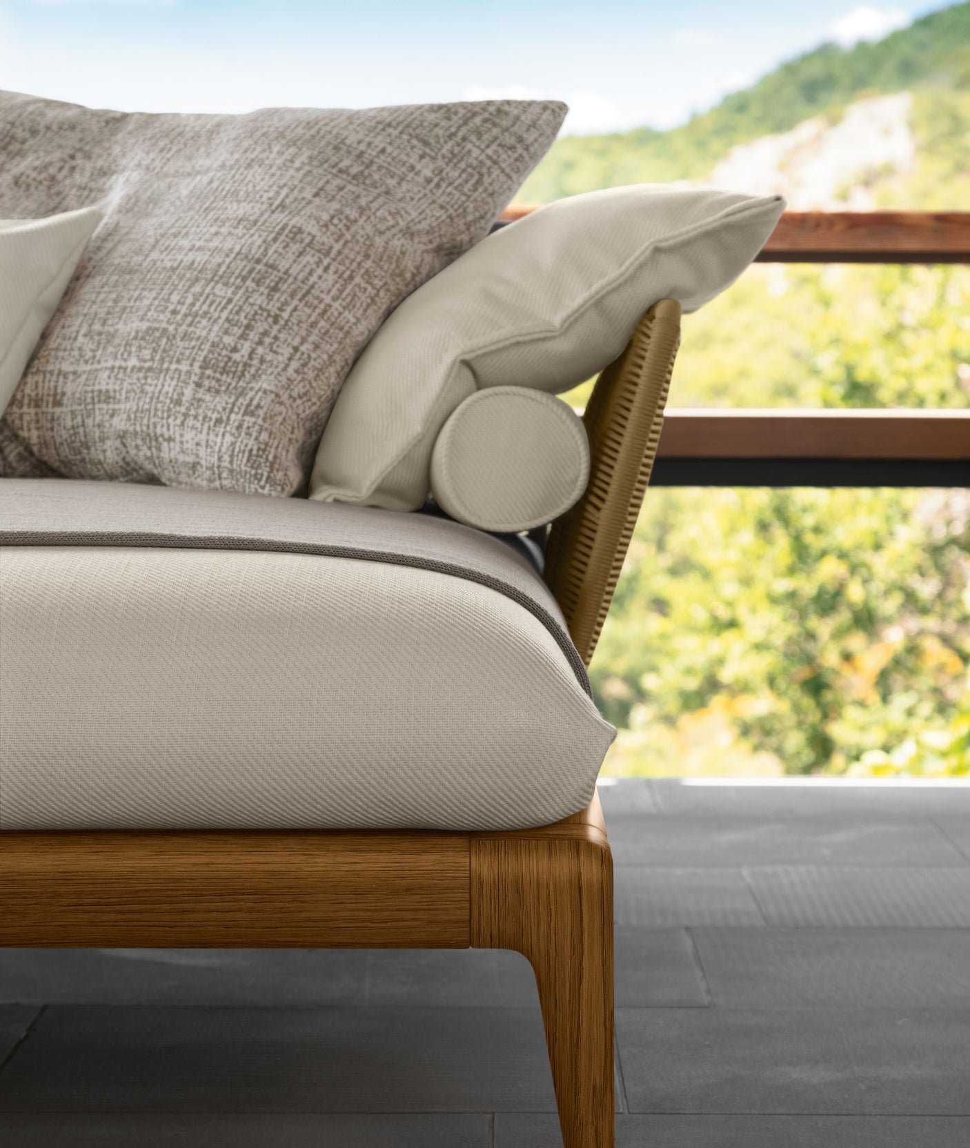 CRUISE TEAK COLLECTION