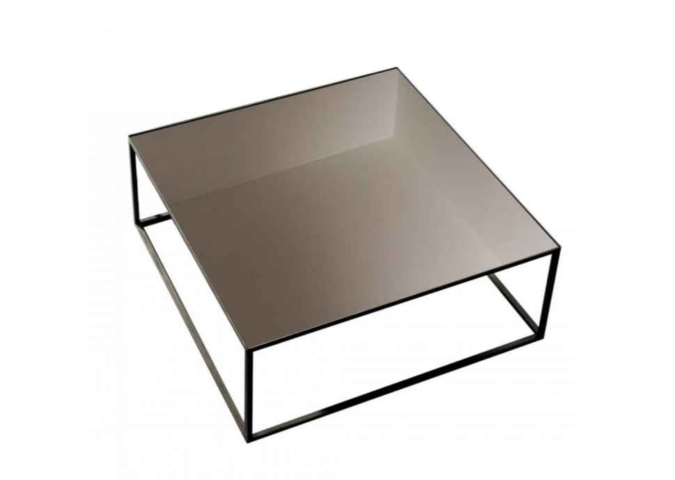 Quadro table