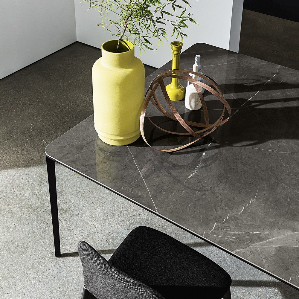 Slim Table