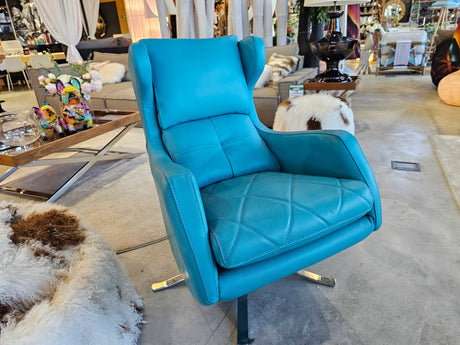 Butacas de color: cómo usarlas como punto focal en el salón