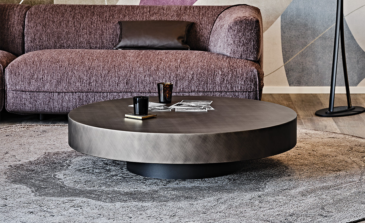 Arena coffee table