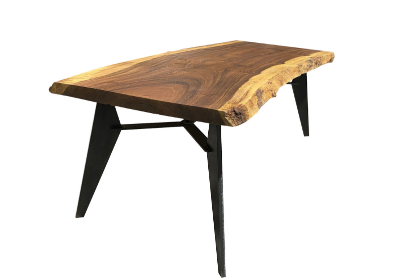 Hoom Style Oak Table