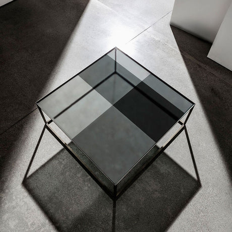 Quadro table